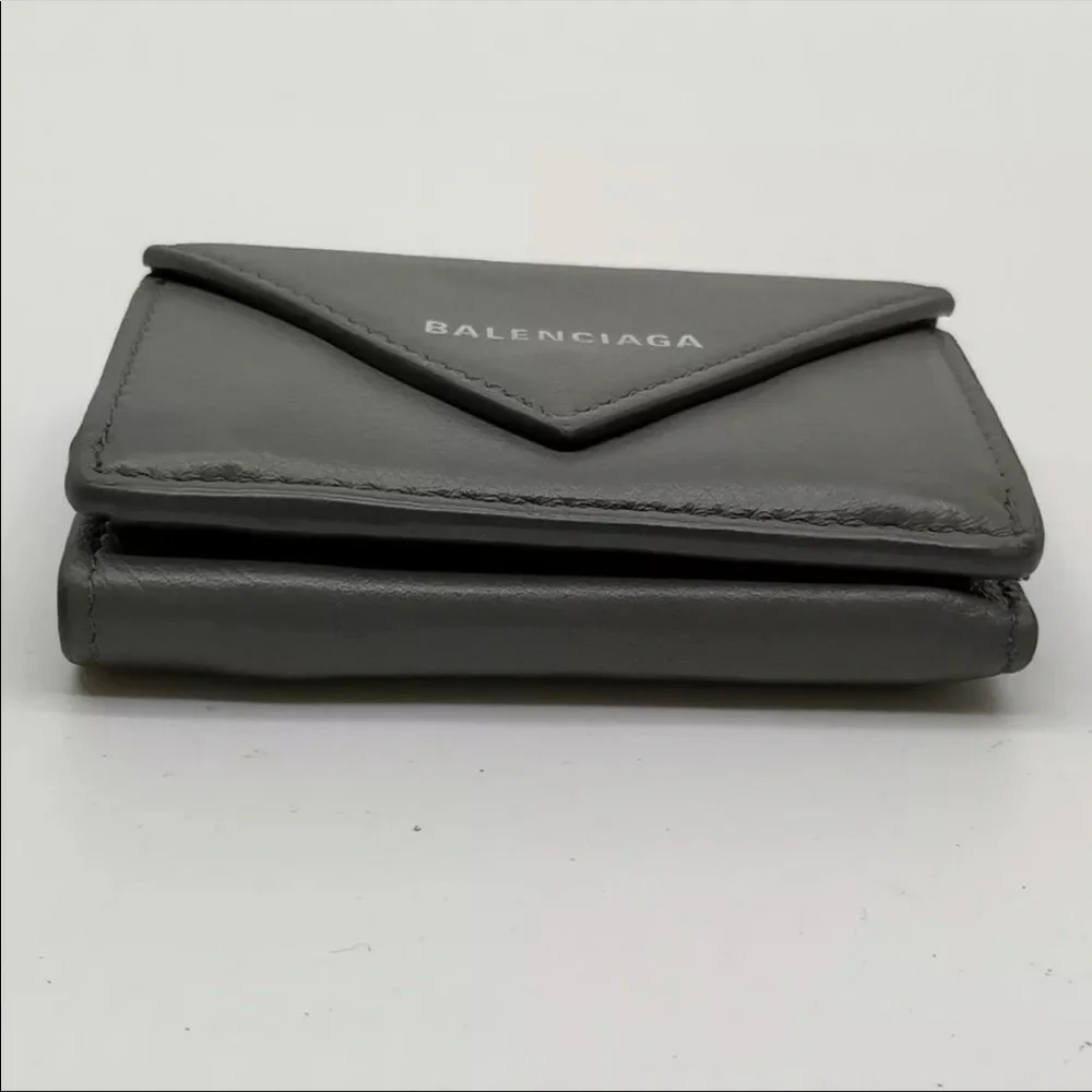 BALENCIAGA Wallet  Gray Leather